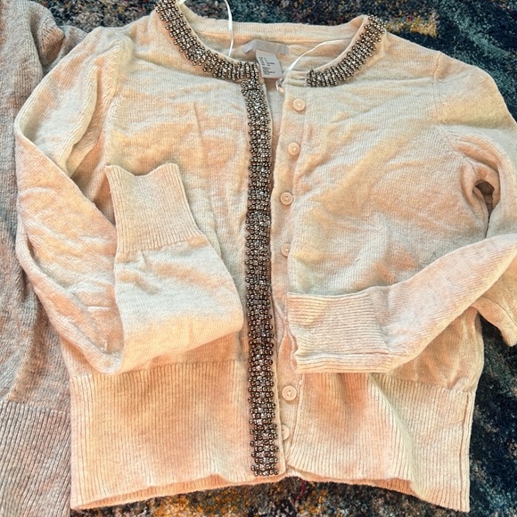 Gray & beige (2) cardigans - Picture 3 of 8